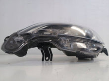 Laden Sie das Bild in den Galerie-Viewer, Frontscheinwerfer Peugeot 108 811500H150 90026268 Links Scheinwerfer Headlight SCH8756139840qk