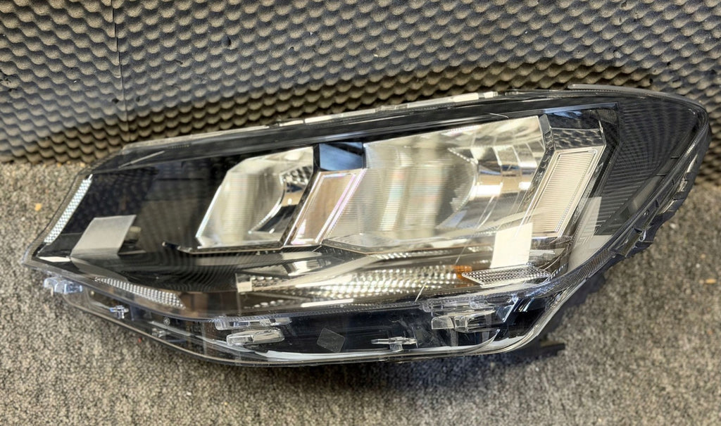 Frontscheinwerfer VW Caddy 2K8941005D Links Scheinwerfer Headlight SCH5341347837tm