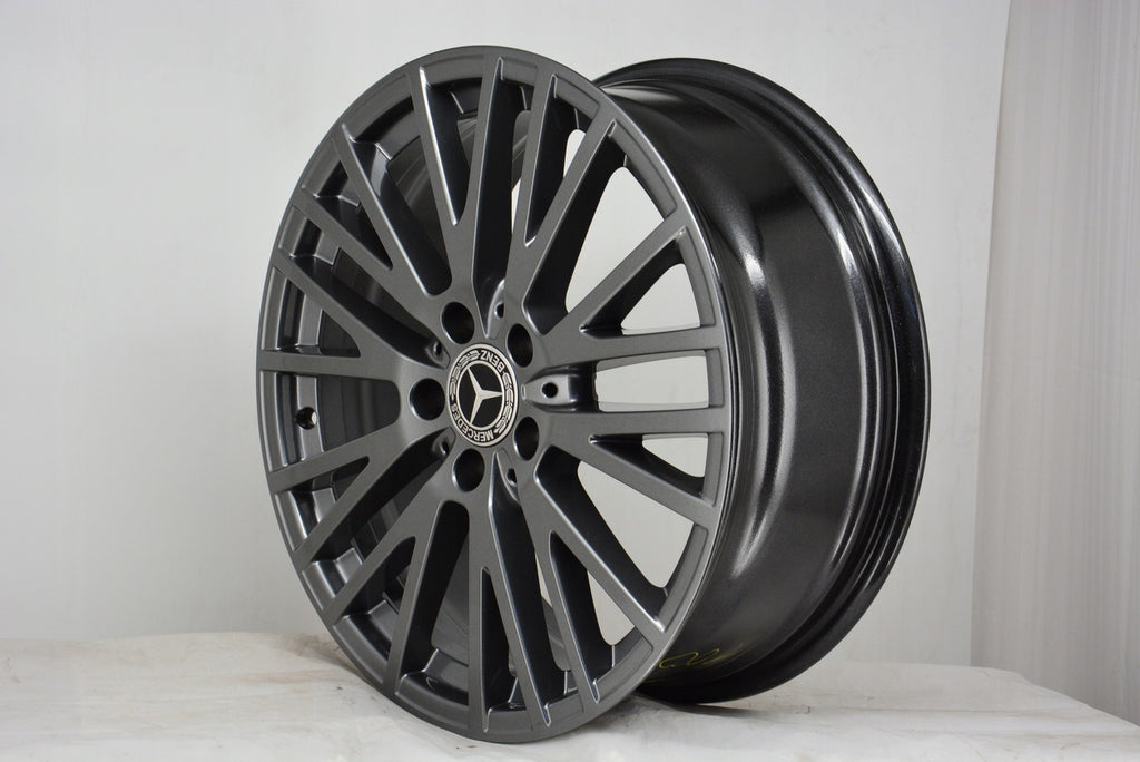 4x Alufelge 18 Zoll 7.5" 5x112 49ET Glanz Schwarz A1774010600 Mercedes-Benz