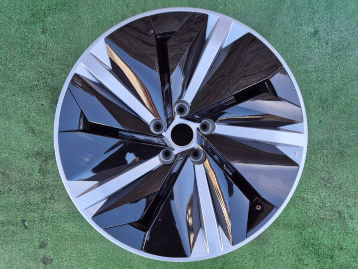 1x Alufelge 19 Zoll 5x114.3 Nissan X-Trail I Rim Wheel FEL7757918316iu