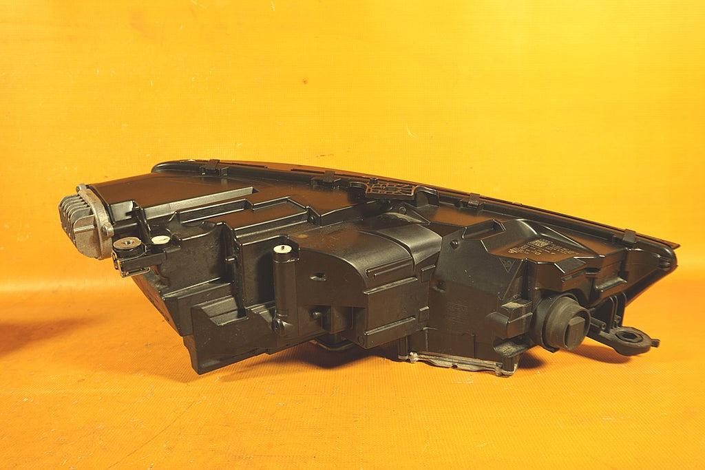 Frontscheinwerfer Audi A4 8W0941033 8W0941034 Full LED Ein Satz Headlight