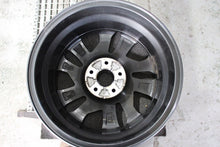 Laden Sie das Bild in den Galerie-Viewer, 1x Alufelge 17 Zoll 7.0" 5x114.3 53ET Glanz Grau 52910-G4700 Hyundai I30 Iii FEL4025087337lg