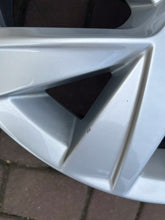 Load image into Gallery viewer, 4x Alufelge 18 Zoll 7.0" 5x114.3 43ET Glanz 5NA601025AD VW Passat Tiguan Arteon FEL8738983055ku