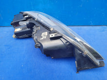 Laden Sie das Bild in den Galerie-Viewer, Frontscheinwerfer Mazda 6 Xenon Links Scheinwerfer Headlight SCH8994831497au