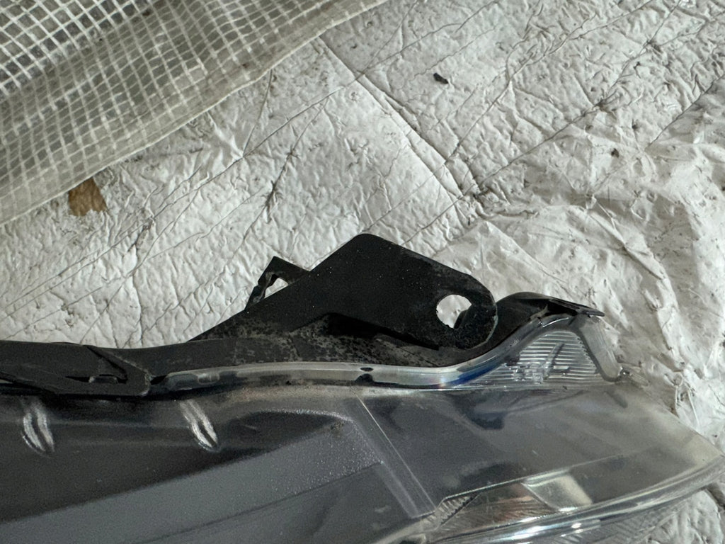 Frontscheinwerfer Toyota Yaris Rechts Scheinwerfer Headlight