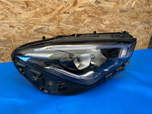 Laden Sie das Bild in den Galerie-Viewer, Frontscheinwerfer Mercedes-Benz Cla A1189068400 LED Rechts Headlight SCH5507520835mr