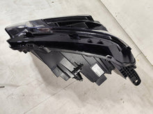 Laden Sie das Bild in den Galerie-Viewer, Frontscheinwerfer Citroën Berlingo 9851349080 Full LED Rechts Headlight SCH6348634475yg