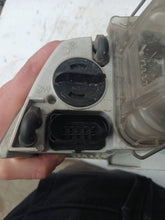 Load image into Gallery viewer, Frontscheinwerfer Skoda Octavia II Xenon Ein Stück (Rechts oder Links) Headlight SCH4068210077na