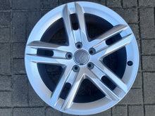 Laden Sie das Bild in den Galerie-Viewer, 1x Alufelge 18 Zoll 8.0" 5x112 52ET Glanz Silber 8J0601025AR Audi Rim Wheel FEL5593171568me
