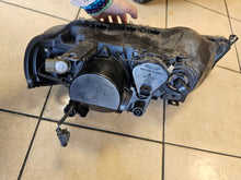 Laden Sie das Bild in den Galerie-Viewer, Frontscheinwerfer BMW X5 E53 Xenon Ein Stück (Rechts oder Links) Headlight SCH1961971073ah