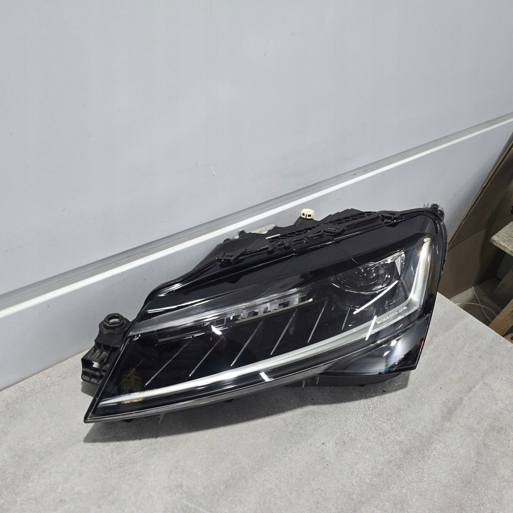 Frontscheinwerfer Skoda Superb 3V1941015E Links Scheinwerfer Headlight SCH2718884550pt