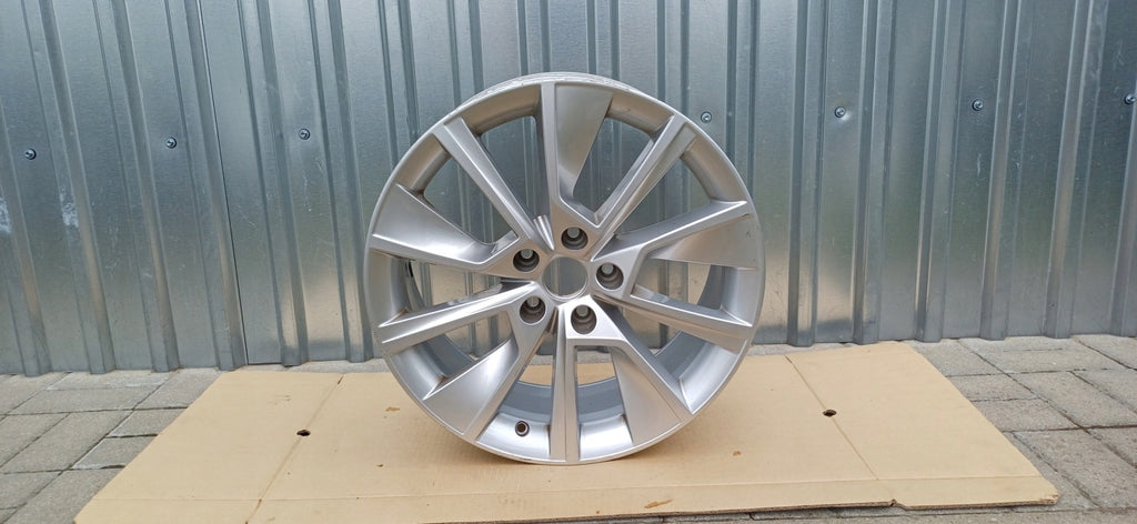 1x Alufelge 18 Zoll 7.5" 5x112 48ET Glanz Silber 5E3601025K Skoda Rim Wheel FEL1840111509lp
