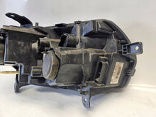 Laden Sie das Bild in den Galerie-Viewer, Frontscheinwerfer Dacia Logan Sandero II 260605665R Links Scheinwerfer Headlight SCH8448040216mi