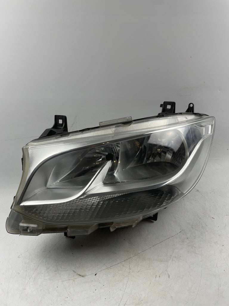 Frontscheinwerfer Mercedes-Benz Sprinter A9109060000 Links Headlight SCH1257212811pb