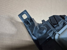 Load image into Gallery viewer, Frontscheinwerfer Mitsubishi Colt VI I 8301B367 FALSE Scheinwerfer Headlight SCH5822181327zi