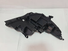 Laden Sie das Bild in den Galerie-Viewer, Frontscheinwerfer Opel Astra K 39195688 Full LED Ein Stück (Rechts oder Links)