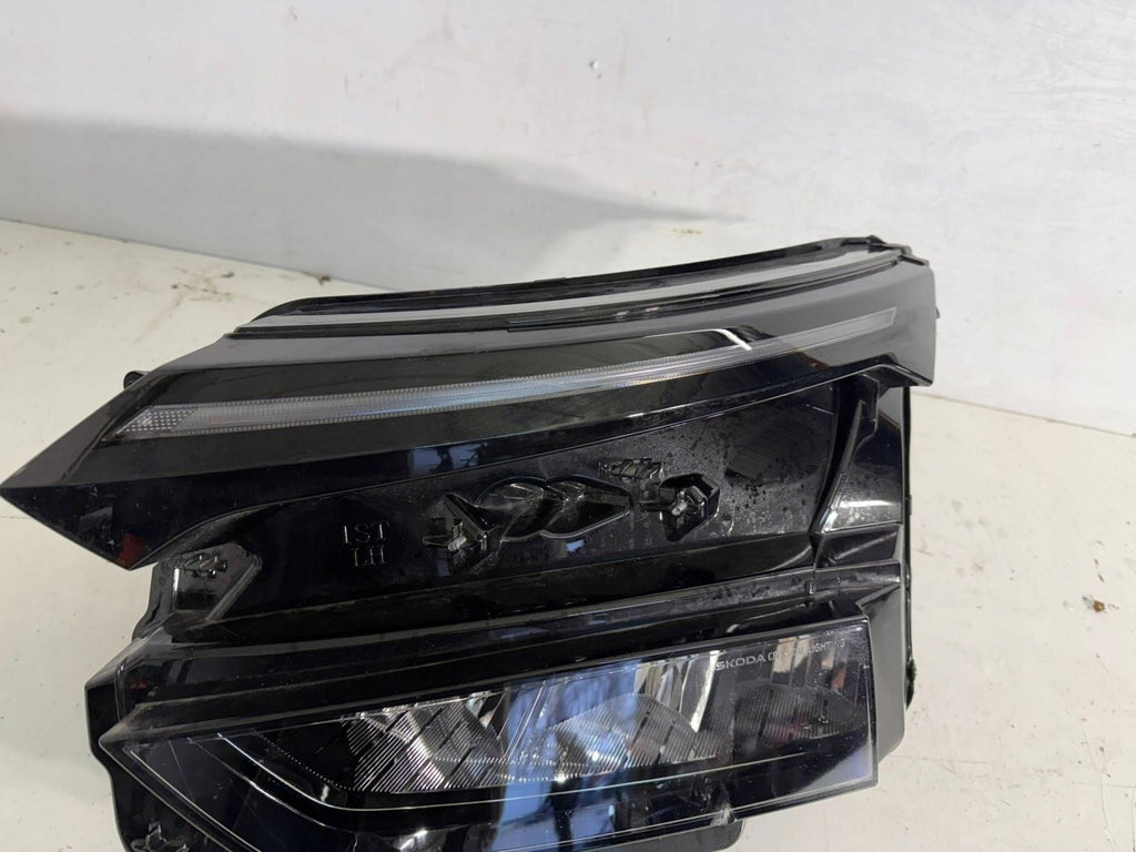 Frontscheinwerfer Skoda I 5LB941009 Links Scheinwerfer Headlight SCH3951138599mw
