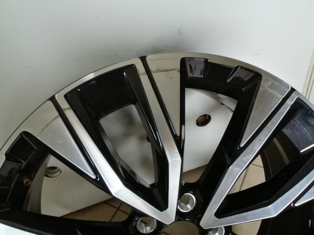 1x Alufelge 19 Zoll 7.5" 5x108 50 5ET Glanz Schwarz 32358566 Volvo Xc60 I FEL7227061055qd