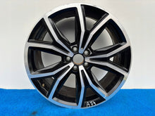 Laden Sie das Bild in den Galerie-Viewer, 1x Alufelge 18 Zoll 7.0" 5x100 39ET 2GM601025 VW T-Cross Rim Wheel FEL5251442985if