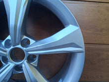 Laden Sie das Bild in den Galerie-Viewer, 1x Alufelge 19 Zoll 7.0" 5x112 34ET Glanz Silber 80A601025K Audi Q5 Rim Wheel FEL3269550773lw