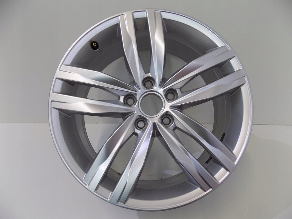 1x Alufelge 18 Zoll 7.5" 5x112 51ET 5GM601025A VW Golf Rim Wheel FEL3171945911bv