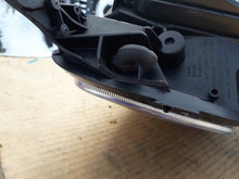Laden Sie das Bild in den Galerie-Viewer, Frontscheinwerfer Opel Vivaro C 9832837680 9832836480 Xenon Rechts oder Links