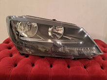 Laden Sie das Bild in den Galerie-Viewer, Frontscheinwerfer Seat Alhambra 03012432020 LE09A6212 7N5941006F Rechts SCH1742088898pz