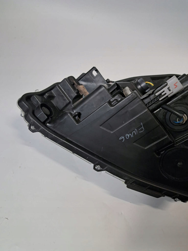 Frontscheinwerfer Toyota Yaris LED Rechts Scheinwerfer Headlight