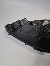 Load image into Gallery viewer, Frontscheinwerfer Toyota Yaris LED Rechts Scheinwerfer Headlight