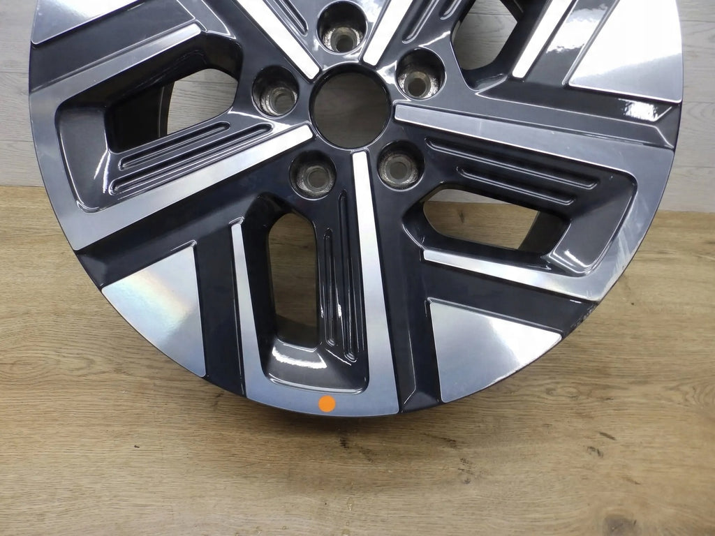 1x Alufelge 17 Zoll 7.0" 5x114.3 50ET Glanz Graphit 52910-DD100 Hyundai Kona Mg