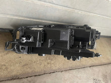 Load image into Gallery viewer, Frontscheinwerfer Skoda Superb I 3P1941016 Rechts Scheinwerfer Headlight SCH7091057595gs