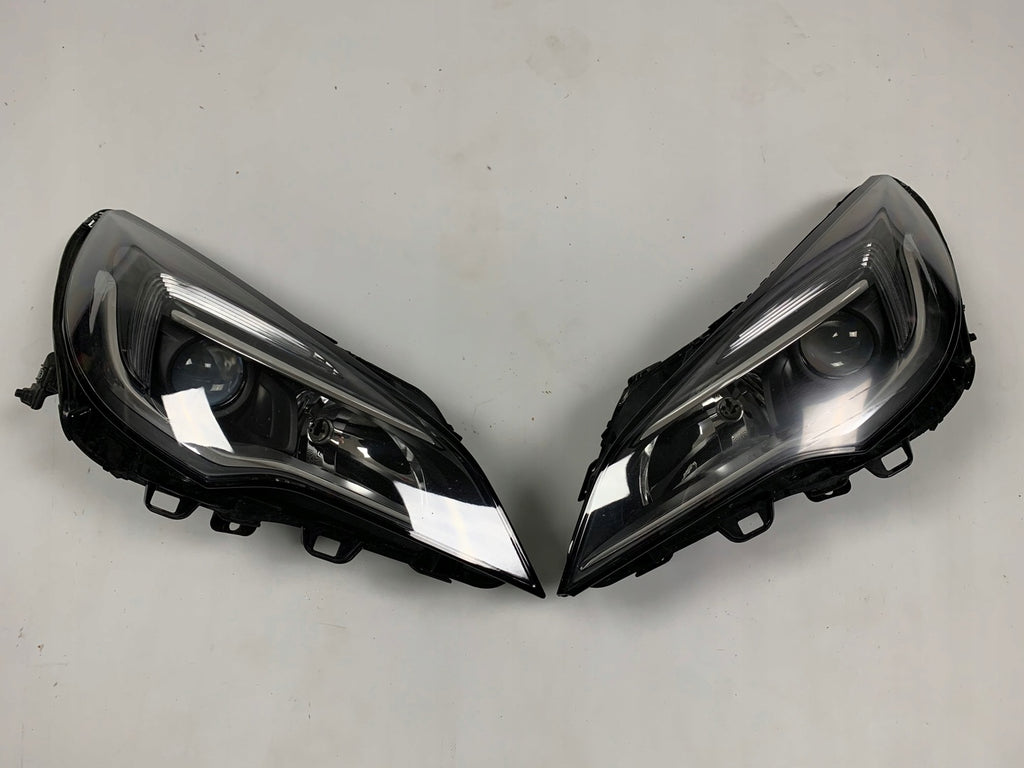 Frontscheinwerfer Opel Astra K Ein Stück (Rechts oder Links) Headlight