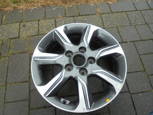 Laden Sie das Bild in den Galerie-Viewer, 1x Alufelge 16 Zoll 6.0&quot; 5x114.3 50ET Glanz Silber 52910-1K850 Hyundai I30 Ceed