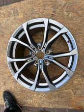Laden Sie das Bild in den Galerie-Viewer, 1x Alufelge 17 Zoll 7.5" 5x112 30ET 6883518 BMW Rim Wheel FEL3879268566mb