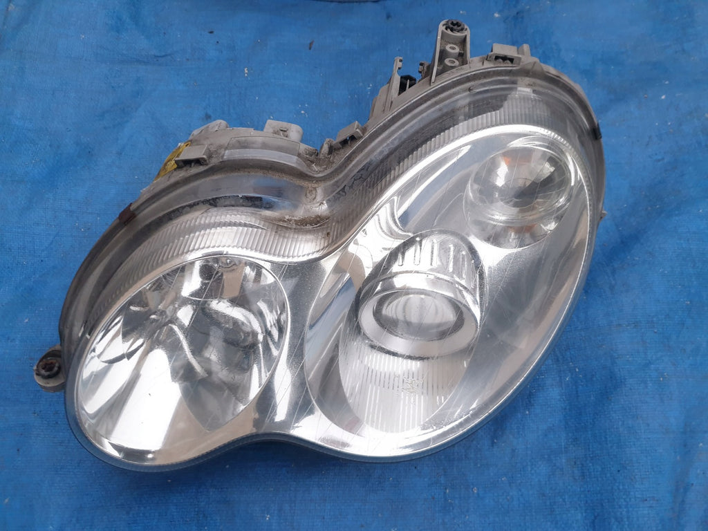 Frontscheinwerfer Mercedes-Benz W203 A2038203761 0301166275 Xenon Links SCH1049349707lj