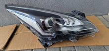 Laden Sie das Bild in den Galerie-Viewer, Frontscheinwerfer Peugeot 3008 89910358 617873380 Xenon Rechts Headlight SCH7917921611tf