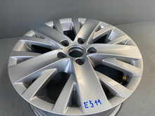 Load image into Gallery viewer, 1x Alufelge 16 Zoll 6.5" 5x112 50ET Glanz Silber 5K0601025 VW Golf V Rim Wheel FEL8359284778mn