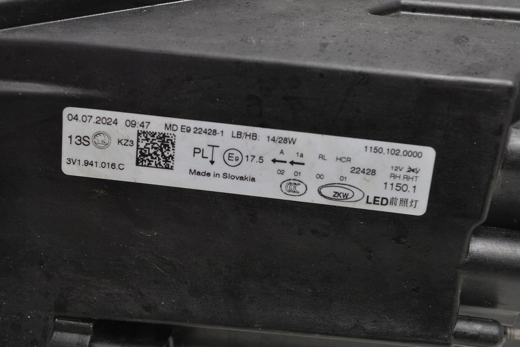 Frontscheinwerfer Skoda Superb III 3V1941016C LED Rechts Scheinwerfer Headlight