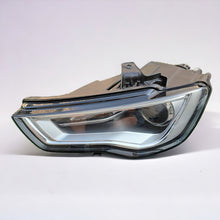 Laden Sie das Bild in den Galerie-Viewer, Frontscheinwerfer Audi A3 8V0941005 Xenon Links Scheinwerfer Headlight