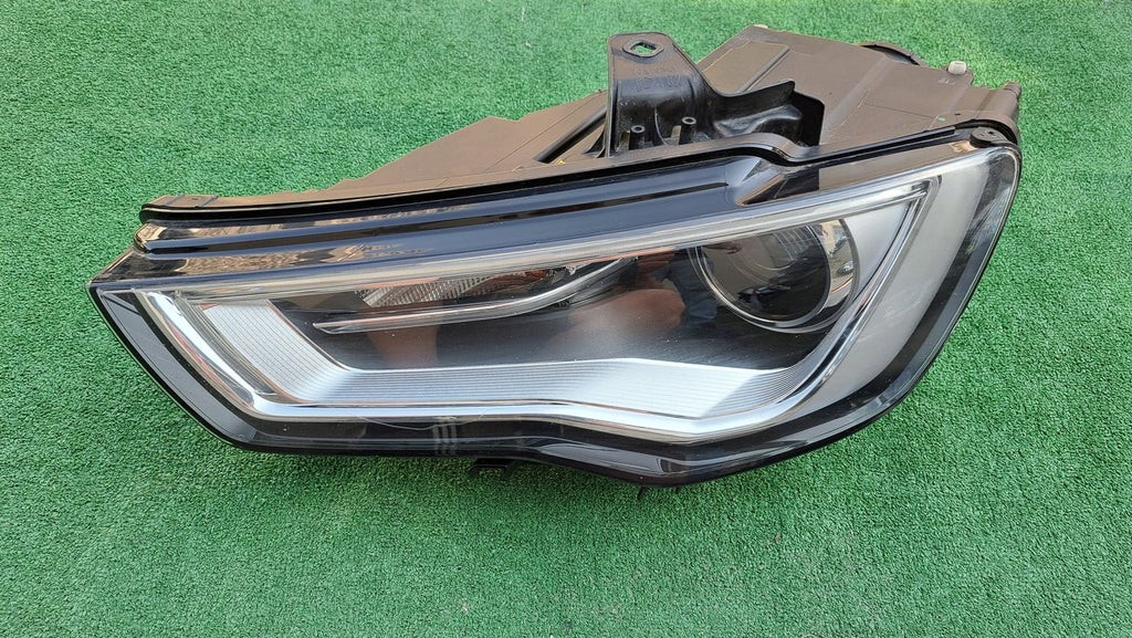 Frontscheinwerfer Audi A3 8V0941005 Xenon Links Scheinwerfer Headlight