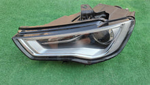 Laden Sie das Bild in den Galerie-Viewer, Frontscheinwerfer Audi A3 8V0941005 Xenon Links Scheinwerfer Headlight