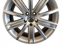 Laden Sie das Bild in den Galerie-Viewer, 4x Alufelge 18 Zoll 7.0" 5x112 43ET Glanz Silber 5N0601025 VW Tiguan Rim Wheel FEL1121316834gk