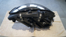 Laden Sie das Bild in den Galerie-Viewer, Frontscheinwerfer Mercedes-Benz W246 A2469062601 Full LED Links Headlight