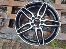 Laden Sie das Bild in den Galerie-Viewer, 1x Alufelge 18 Zoll 7.5" 5x112 A1764010700 Mercedes-Benz Cla Amg Rim Wheel FEL7504108253mh