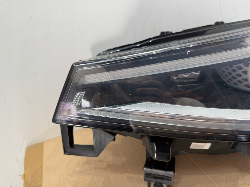 Frontscheinwerfer VW Id.4 11B941035G Full LED Ein Stück (Rechts oder Links) SCH6876909906yq