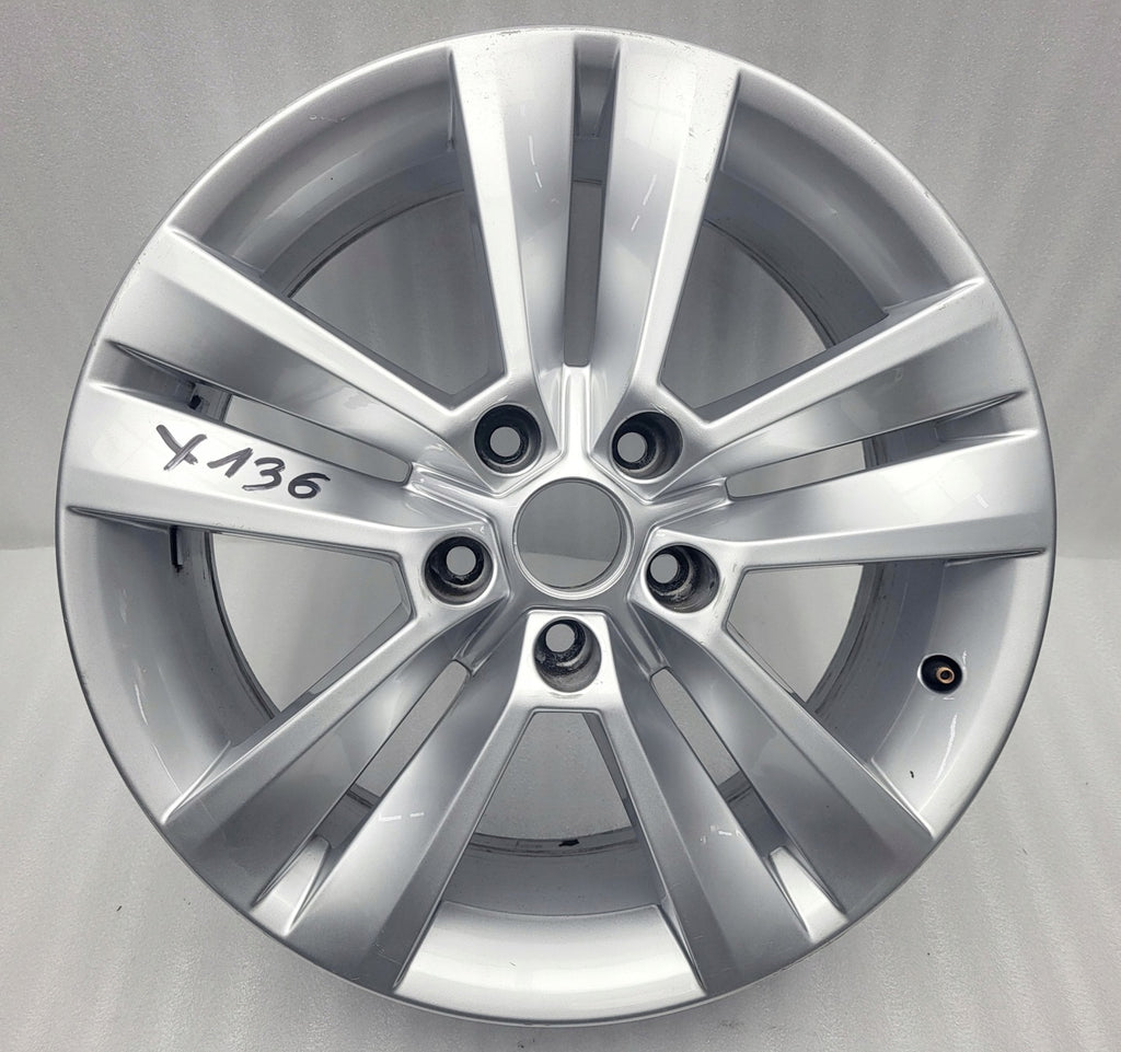 1x Alufelge 17 Zoll 7.0" 5x112 40ET Glanz Silber 565601025A Skoda Octavia Kodiaq FEL3205639277lg
