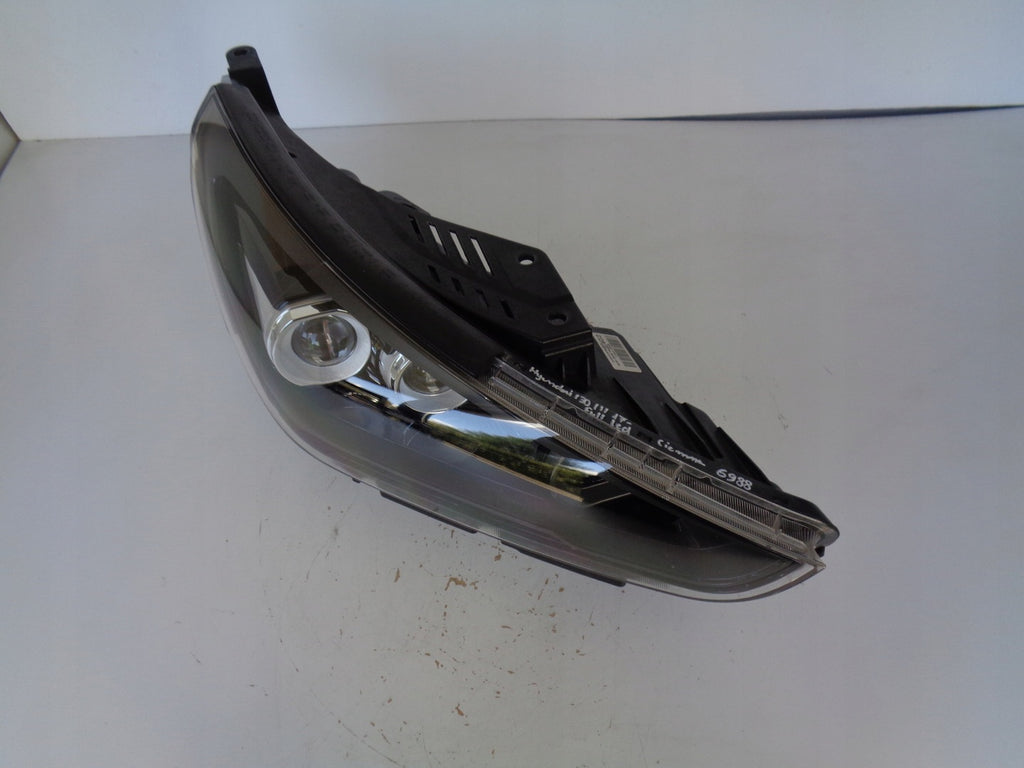 Frontscheinwerfer Hyundai I30 III 92102G4120 Full LED Rechts Headlight