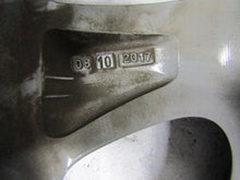 Load image into Gallery viewer, 1x Alufelge 17 Zoll 7.0" 5x114.3 43ET Schwarz 40300-JD017A Hyundai I30 Rim Wheel FEL2096323700xs