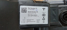 Laden Sie das Bild in den Galerie-Viewer, Frontscheinwerfer Tesla Model 3 151495300D Full LED Rechts Headlight