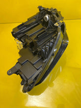 Laden Sie das Bild in den Galerie-Viewer, Frontscheinwerfer BMW X1 5A77EB3-05 LED Links Scheinwerfer Headlight SCH8744278228pl